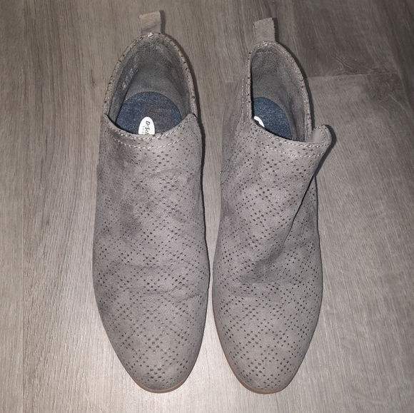 Dr. Scholls Be Energized Foam Technology Perforated Suede Ankle Booties - Picture 3 of 8